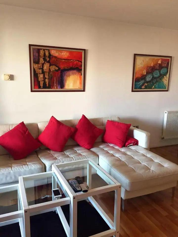 Room 1 Or 2 Ppl Near Excel, O2, Canary Wharf - 伦敦 外观 照片